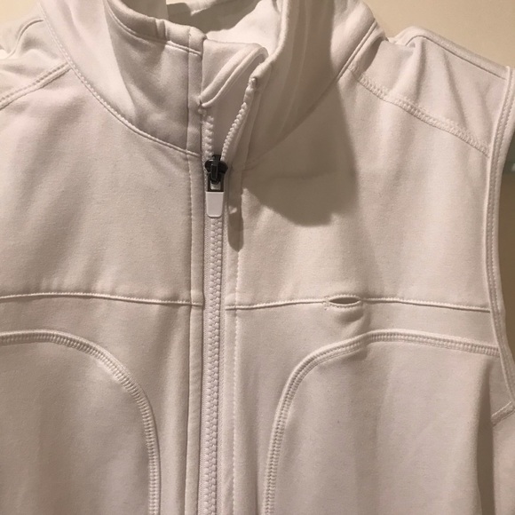 NWOT Fabletics Jojo Vest - Picture 5 of 9